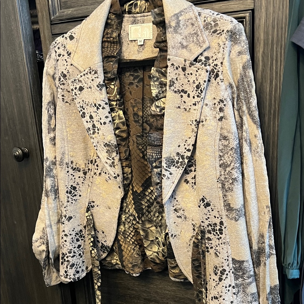 Alberto Makali Beige and Black Patterned Blazer